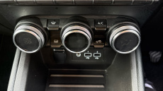 Renault Clio 1.0 TCe 90 Iconic 5dr Petrol Hatchback